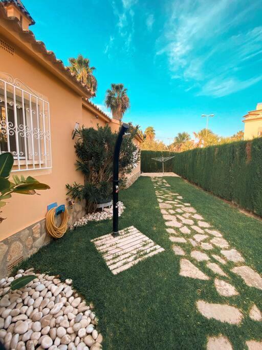 Impresionante Villa Con Piscina - Oliva Nova מראה חיצוני תמונה