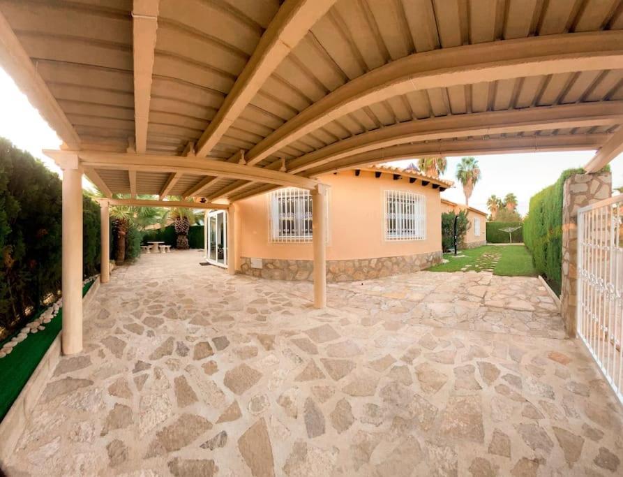 Impresionante Villa Con Piscina - Oliva Nova מראה חיצוני תמונה